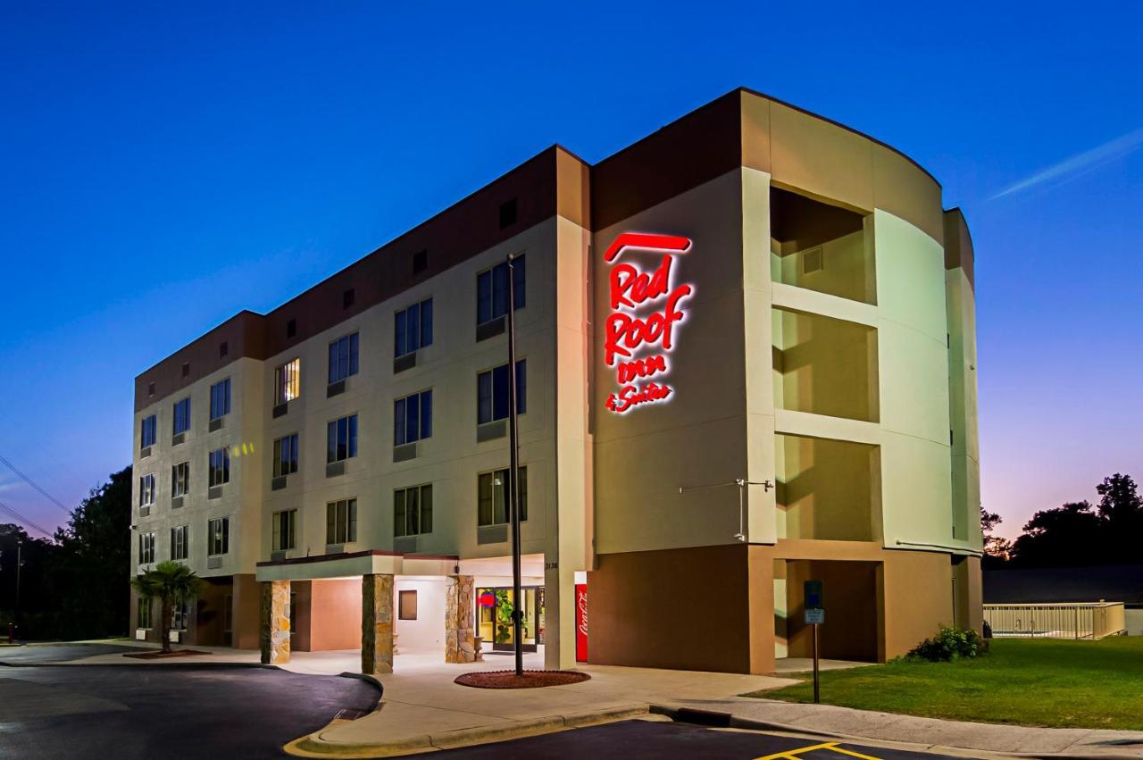 Red Roof Inn & Suites Fayetteville-Fort Bragg Exterior foto