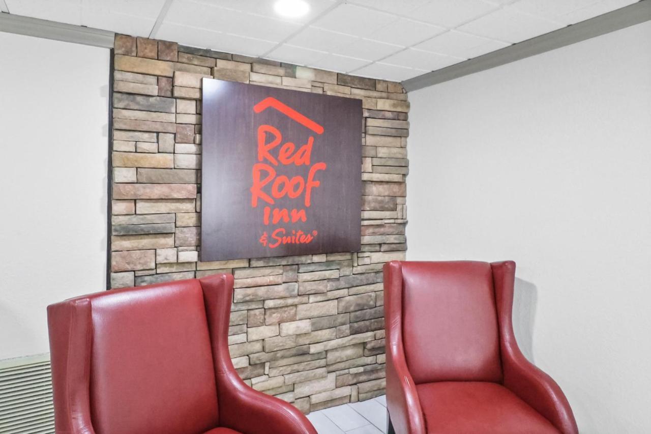 Red Roof Inn & Suites Fayetteville-Fort Bragg Exterior foto